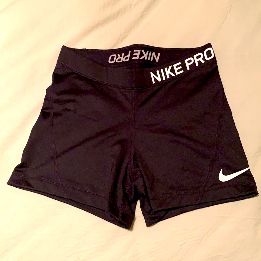 Nike Pro dri-fit workout/bike shorts. Black. Size small